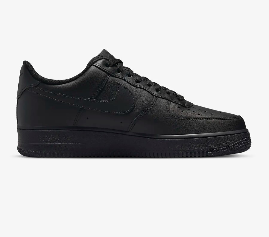 leila_parnian_art_white_nike_air_force_1_07